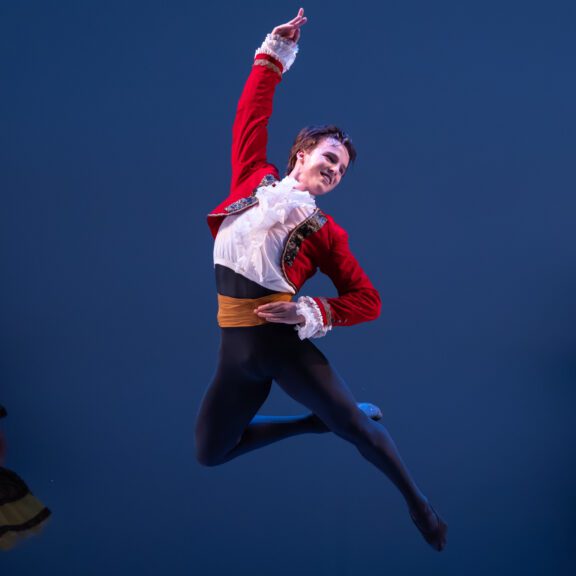 Heroes and Villains for Fillon Center with Second Company Dancer of Cincinnati Ballet